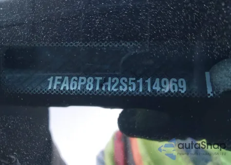 2025 Ford Mustang Ecoboost Fastback z USA, uszkodzony, nr VIN 1FA6P8TH2S5114969